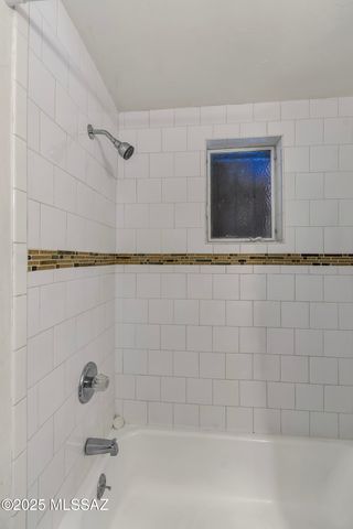 5225 E 5th Street, Tucson, AZ 85711