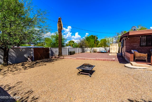 5225 E 5th Street, Tucson, AZ 85711