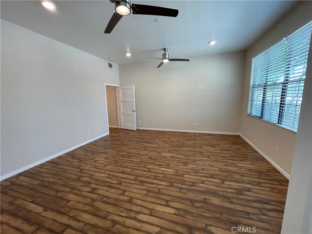 501 W Maple Avenue, Orange, CA 92868