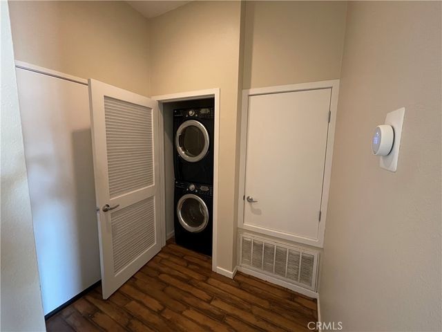 501 W Maple Avenue, Orange, CA 92868