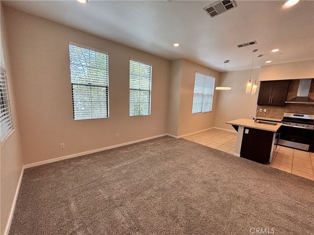 501 W Maple Avenue, Orange, CA 92868