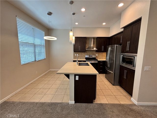 501 W Maple Avenue, Orange, CA 92868