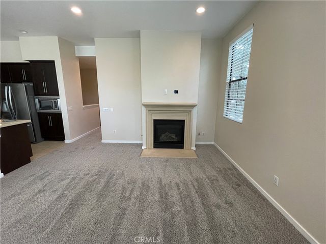 501 W Maple Avenue, Orange, CA 92868