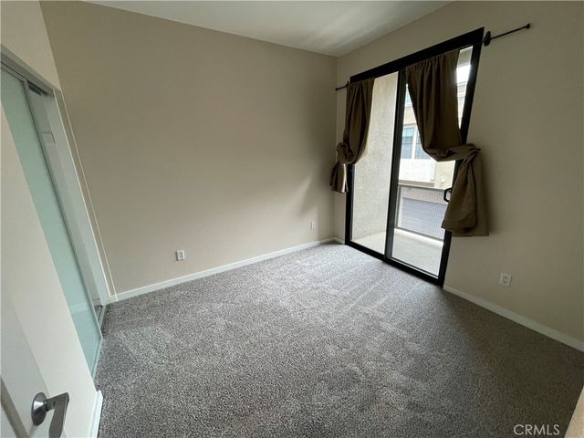 501 W Maple Avenue, Orange, CA 92868