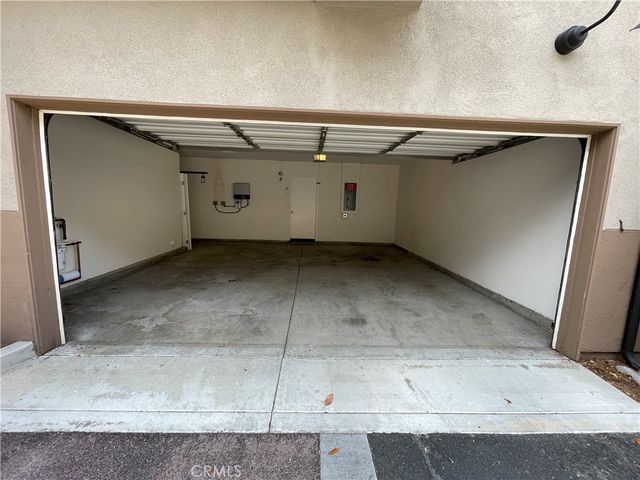 501 W Maple Avenue, Orange, CA 92868