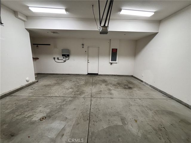 501 W Maple Avenue, Orange, CA 92868