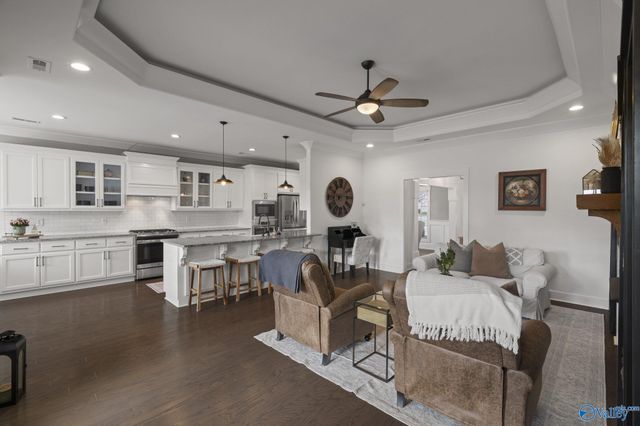 4 Notting Hill Place SE, Gurley, AL 35748