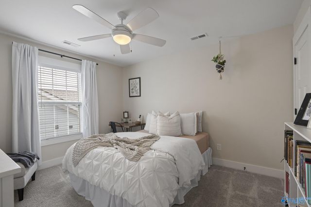 4 Notting Hill Place SE, Gurley, AL 35748