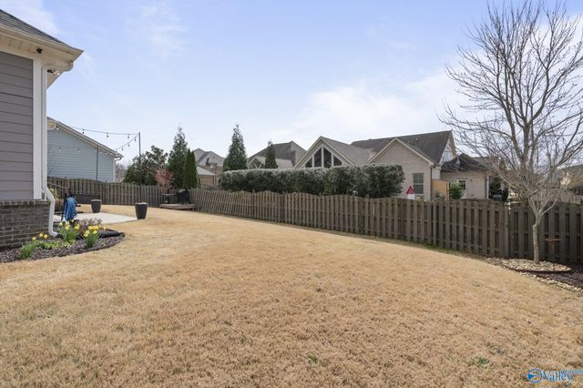 4 Notting Hill Place SE, Gurley, AL 35748