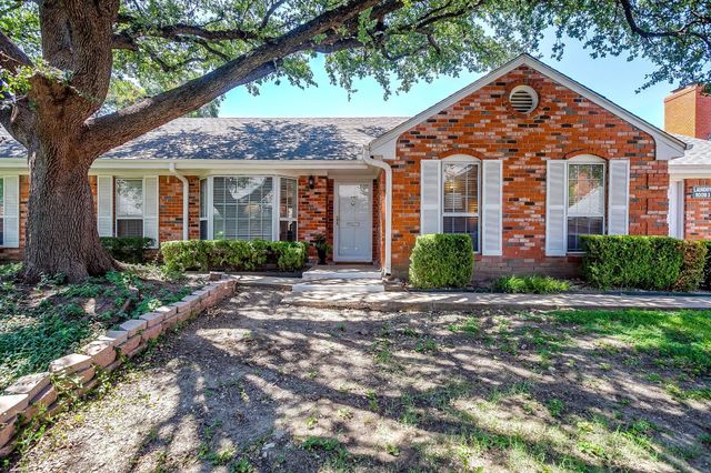 1147 Roaring Springs Road, Fort Worth, TX 76114