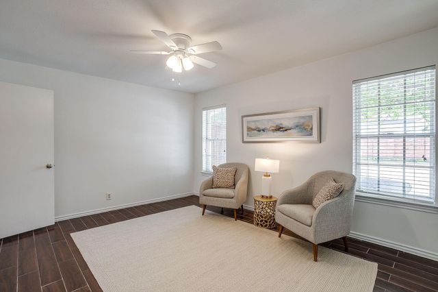 1147 Roaring Springs Road, Fort Worth, TX 76114