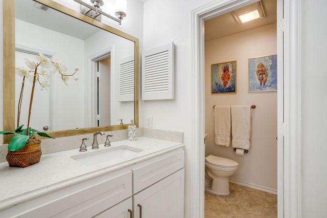 1147 Roaring Springs Road, Fort Worth, TX 76114