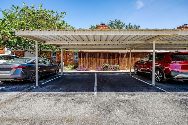 1147 Roaring Springs Road, Fort Worth, TX 76114