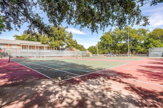 1147 Roaring Springs Road, Fort Worth, TX 76114