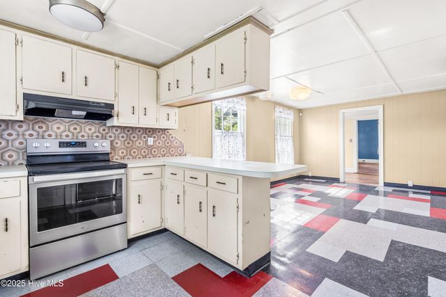 107 Church Street E, Elm City, NC 27822