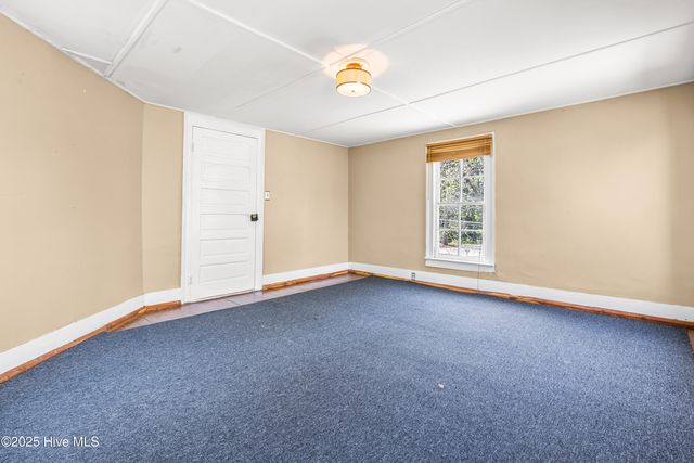 107 Church Street E, Elm City, NC 27822