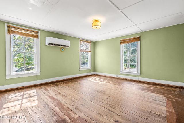 107 Church Street E, Elm City, NC 27822