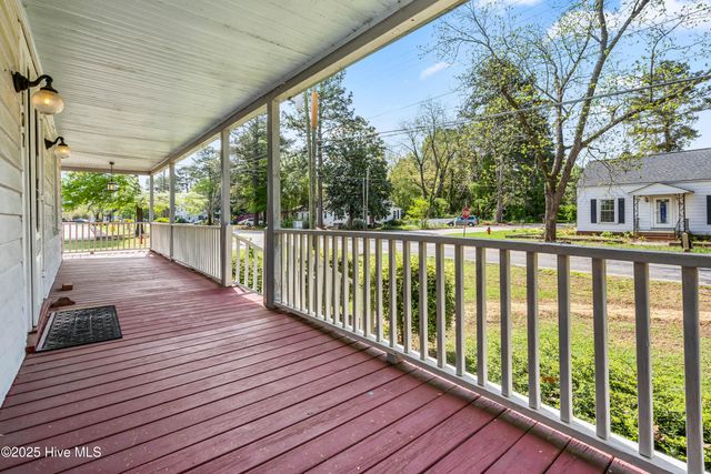 107 Church Street E, Elm City, NC 27822
