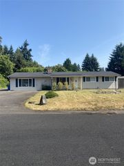 5901 86th Street E, Puyallup, WA 98371