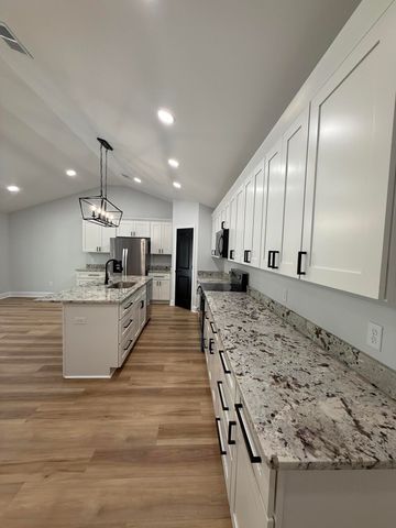 2147 Bloomville Highway, Manning, SC 29102