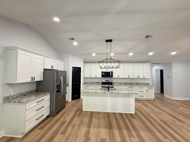 2147 Bloomville Highway, Manning, SC 29102