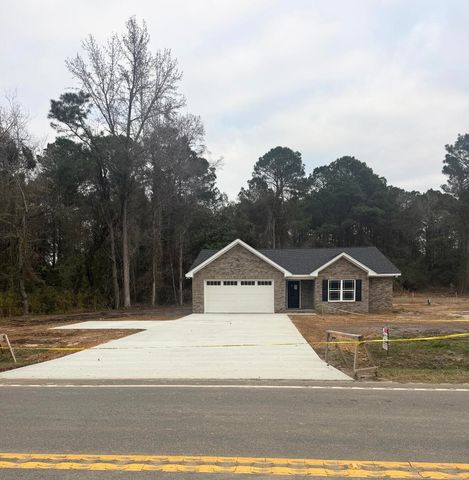 2147 Bloomville Highway, Manning, SC 29102