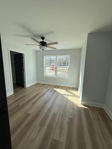 2147 Bloomville Highway, Manning, SC 29102