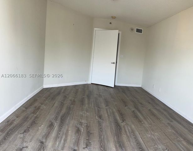 8911 Collins Ave 1103, Surfside, FL 33154