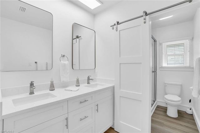 617 Gulf Shore Blvd N, Naples, FL 34102