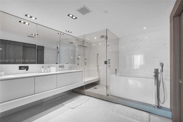 3535 S Ocean Drive 2104, Hollywood, FL 33019