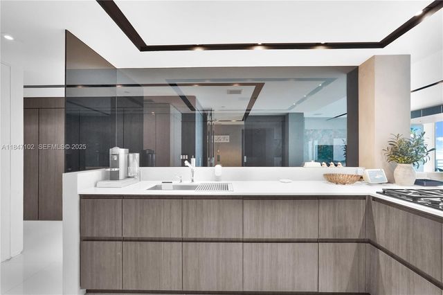 3535 S Ocean Drive 2104, Hollywood, FL 33019