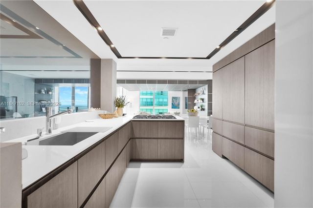 3535 S Ocean Drive 2104, Hollywood, FL 33019