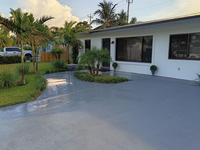 3141 NE 14th Avenue, Pompano Beach, FL 33064