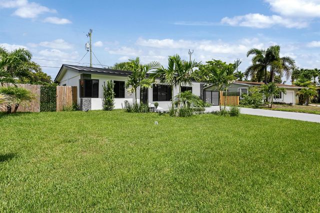 3141 NE 14th Avenue, Pompano Beach, FL 33064