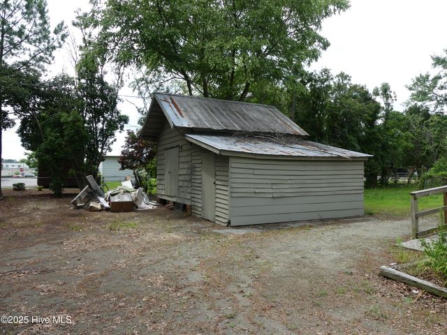 2707 Royall Avenue, Goldsboro, NC 27534