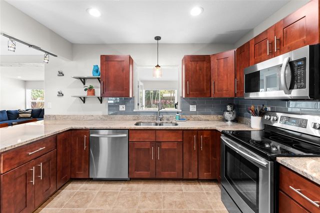 4532 20TH AVENUE N, St Petersburg, FL 33713