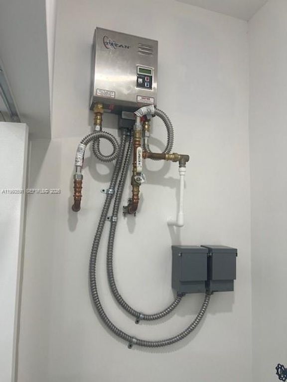 Image 17 of property listing at 746 NW 112th St, Miami, FL 33168