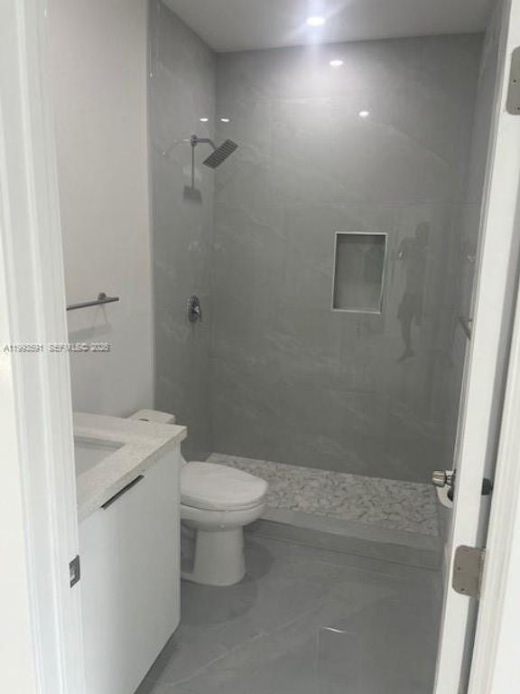 Image 24 of property listing at 746 NW 112th St, Miami, FL 33168