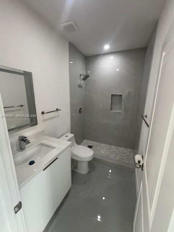 Image 27 of property listing at 746 NW 112th St, Miami, FL 33168