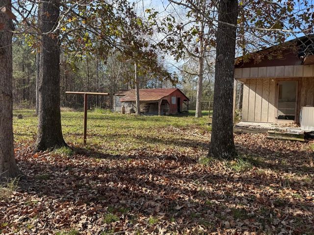 642 County Road 2112, Liberty, TX 77575