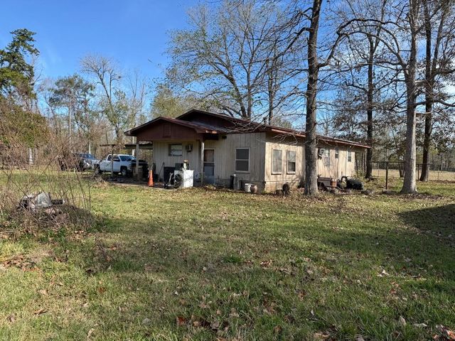 642 County Road 2112, Liberty, TX 77575