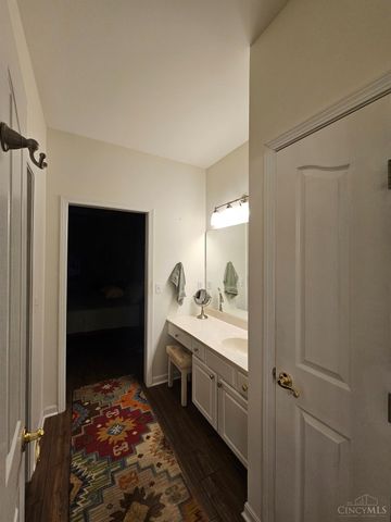 9003 Galewind Way, West Chester, OH 45069