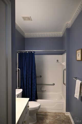 9003 Galewind Way, West Chester, OH 45069