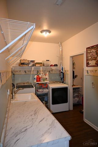 9003 Galewind Way, West Chester, OH 45069