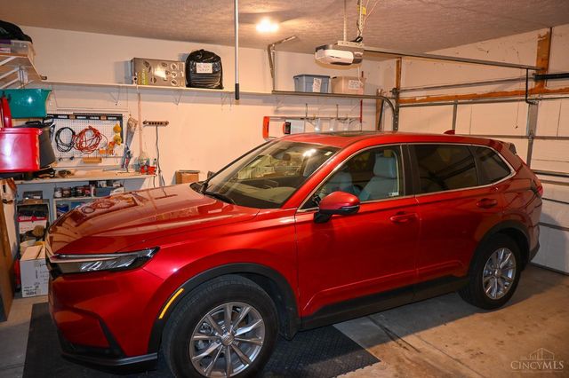 9003 Galewind Way, West Chester, OH 45069