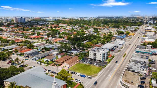 5895 W Flagler St, Miami, FL 33144