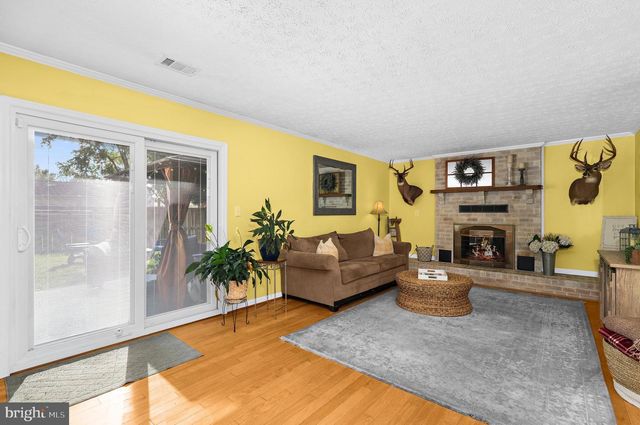 553 HARVEST RD, Severn, MD 21144