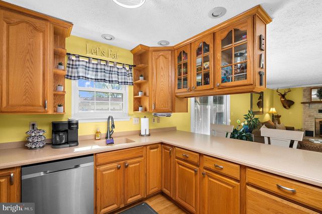 553 HARVEST RD, Severn, MD 21144