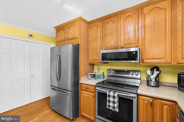 553 HARVEST RD, Severn, MD 21144