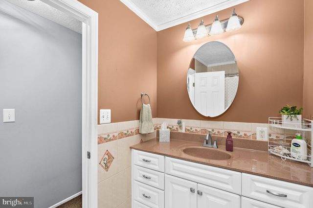 553 HARVEST RD, Severn, MD 21144